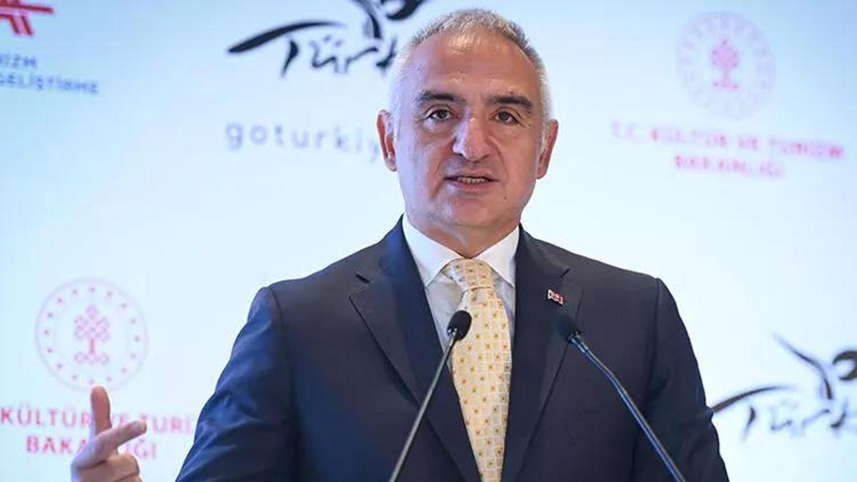 Bakan Ersoy açıkladı! Zeugma'ya ait stel yurda geri dönüyor