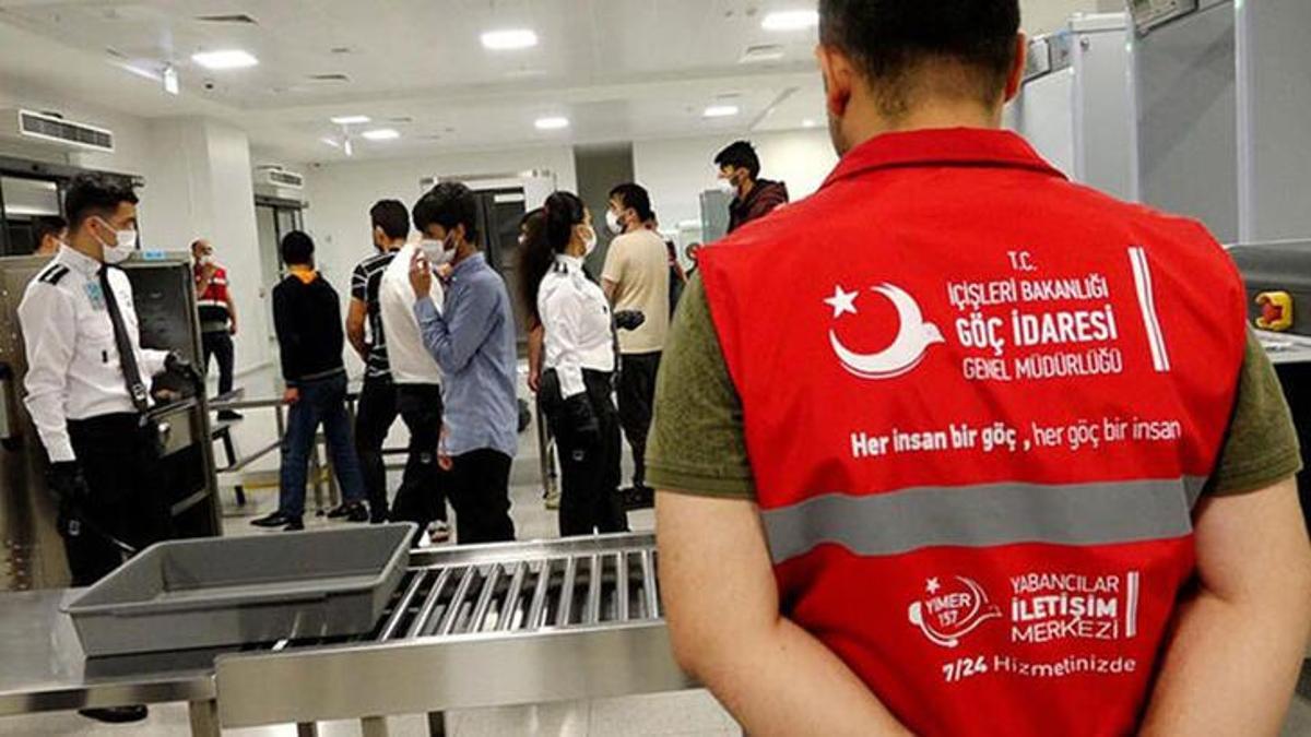 Göç İdaresi Başkanlığı'ndan flaş açıklama: Ülkemizdeki göçmen sayısı 4 milyon 893 bin 752’dir