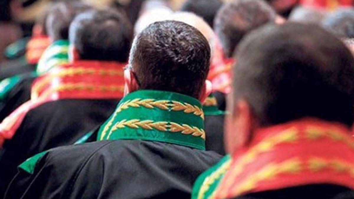 3 bin 423 hakim ve savcının görev yeri değiştirildi