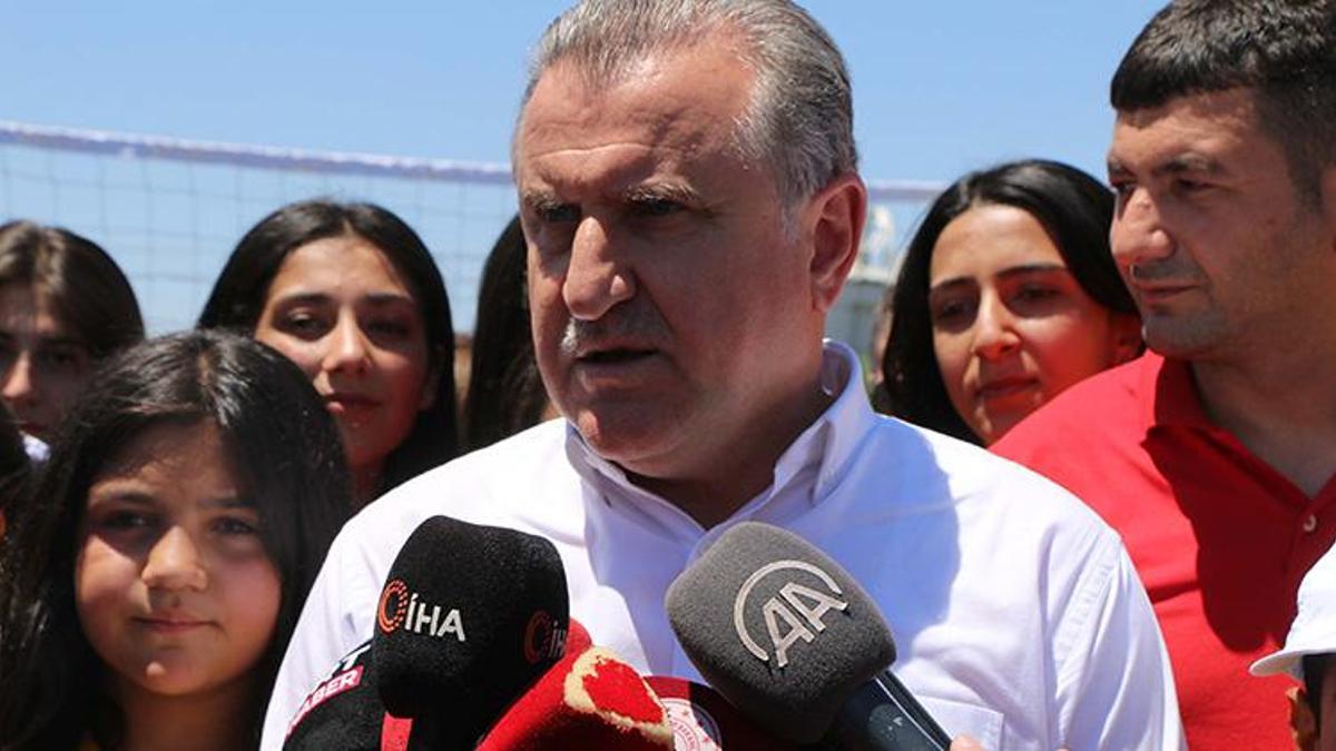 Bakan Bak: Yaraları sarmak için çaba harcayacağız