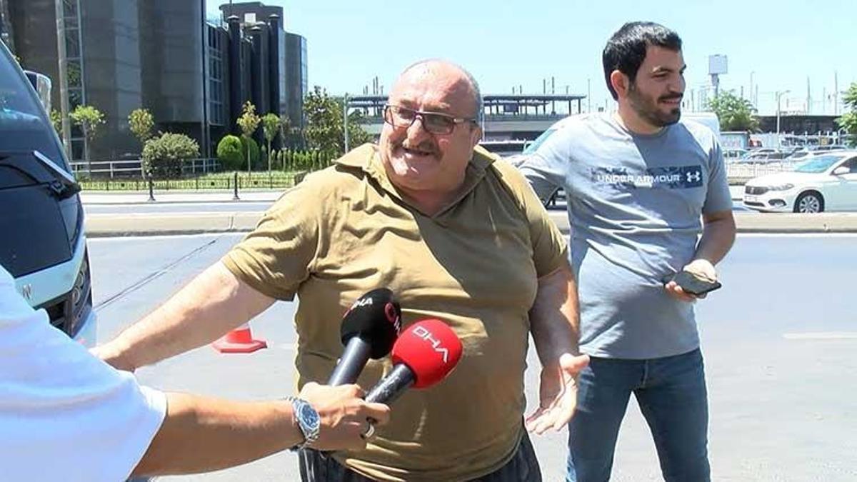 Denetime takılan minibüs şöförü göbeğini bahane etti