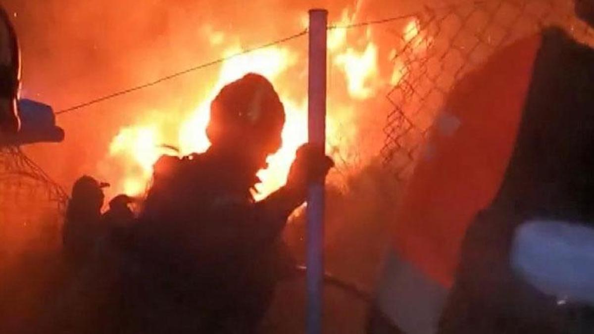 Türkiye, Yunanistan'a yangın söndürme uçağı ve helikopteri gönderiyor