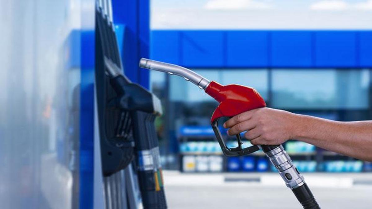 Benzine zam gelecek mi, motorine zam var mı? Güncel akaryakıt fiyatları ne kadar, benzin ve mazot kaç TL? İstanbul, Ankara, İzmir, benzin fiyatı