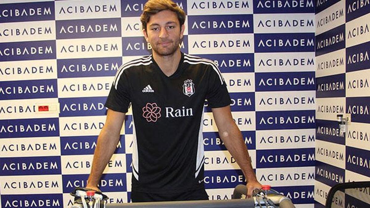 Beşiktaşlı futbolcu Emrecan kaza yaptı, çıkan kavgada darbedildi!