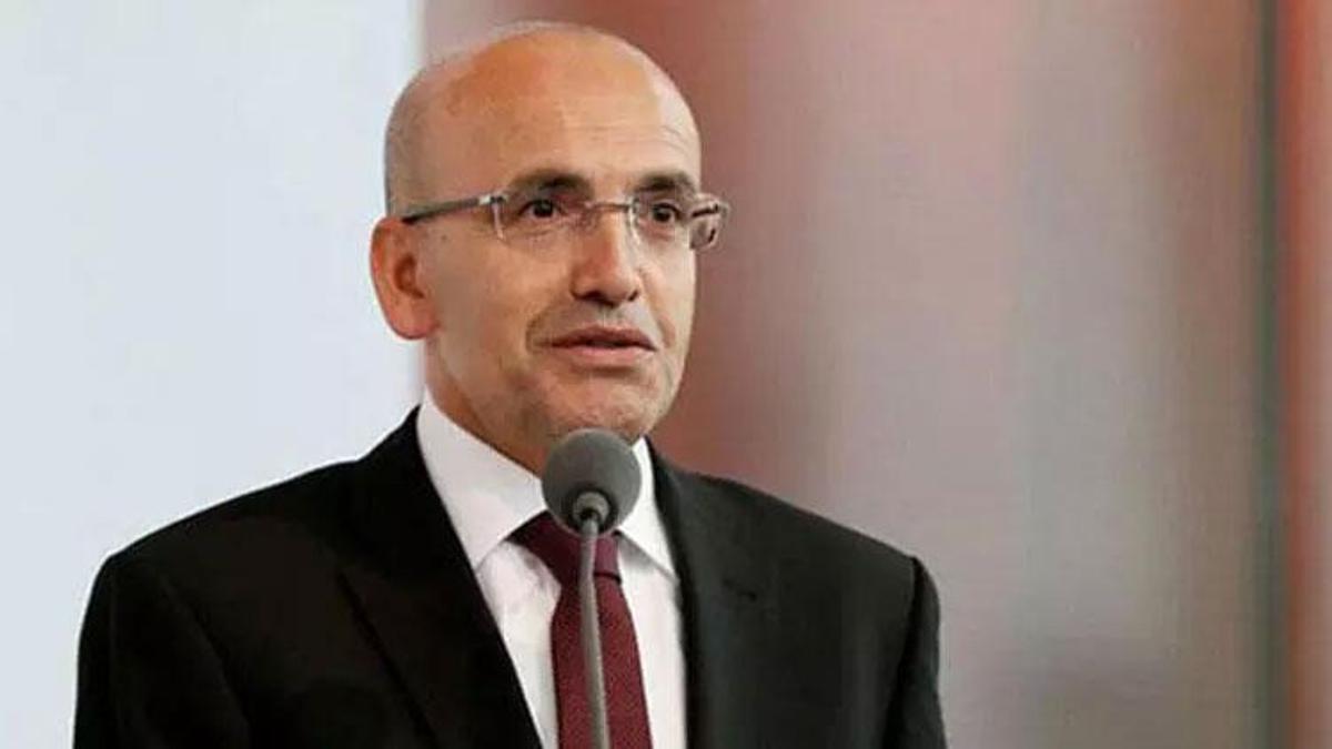 Rasyonel politikalar meyvelerini vermeye devam ediyor! Bakan Şimşek: 700'den 400 baz puanın altına düştü