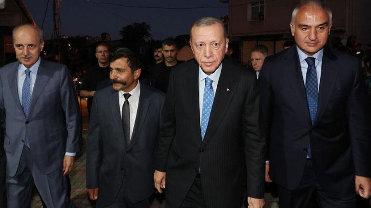 Cumhurbaşkanı Erdoğan Pendik'te Cemevi'ni ziyaret etti