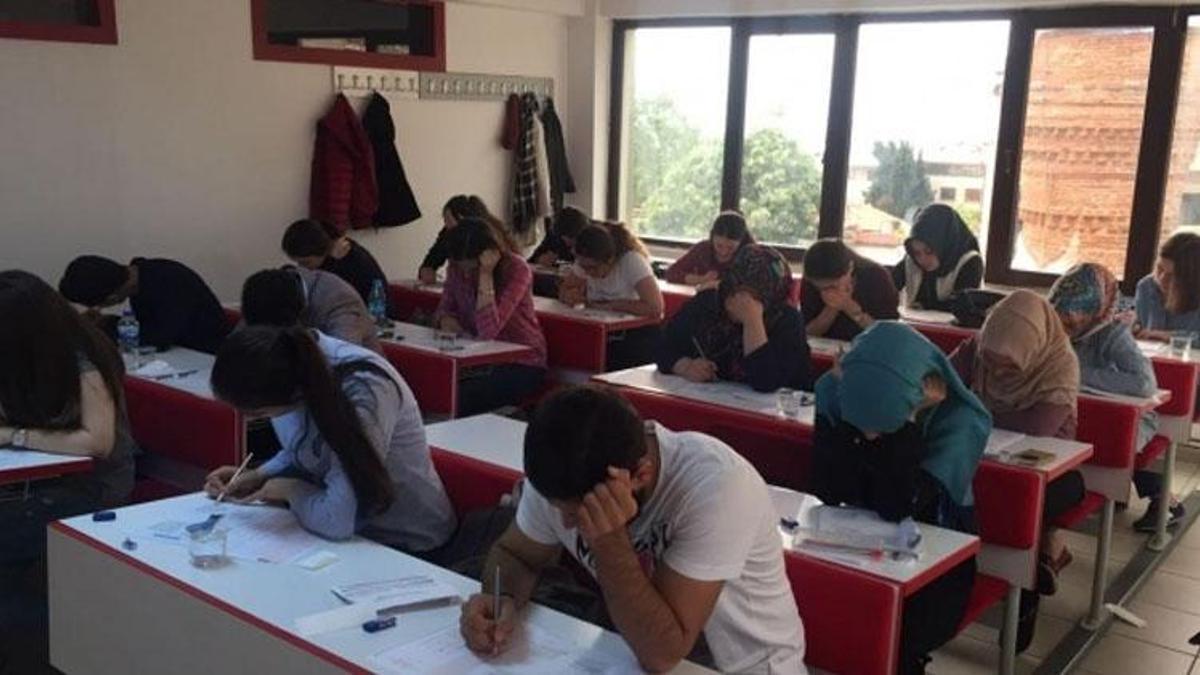 KPSS alan bilgisi sınavı kaç dakika, kaç saat? KPSS alan sınavı saat kaçta bitiyor, alan sınavı kaç soru?