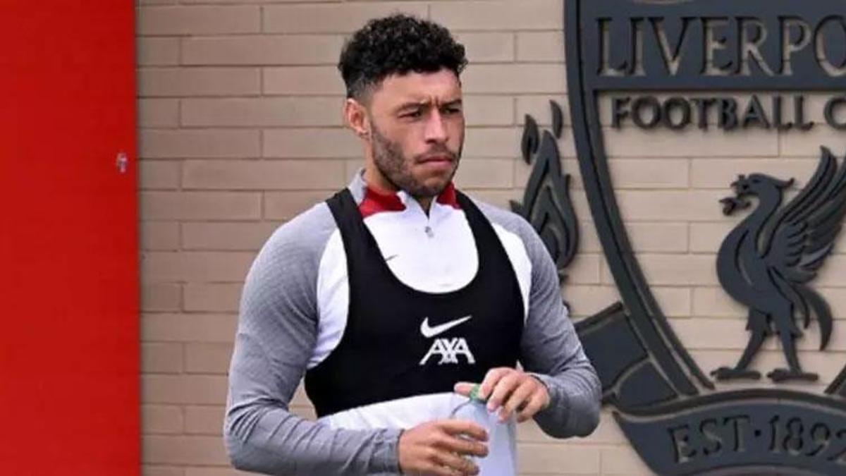 Ante Rebic'ten sonra Chamberlain de Beşiktaş'ta