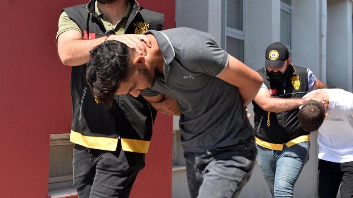 Arkadaşlarını, birlikte kiraladıkları otomobili habersiz aldığı için öldürmüşler