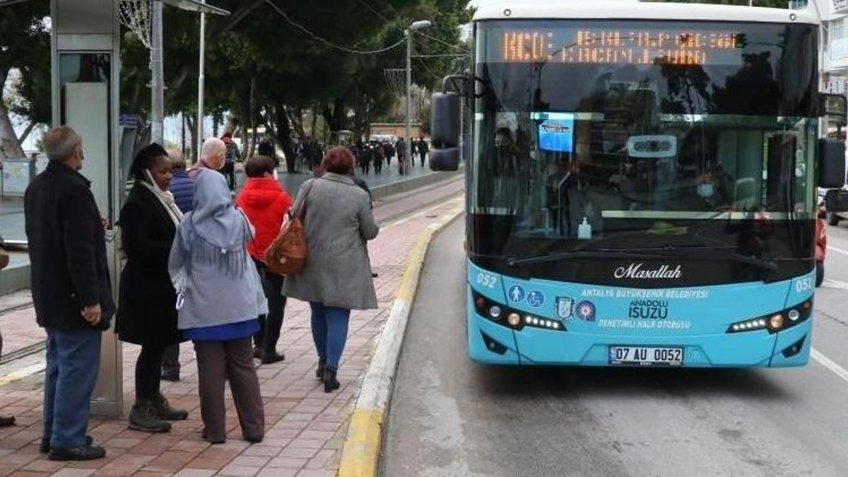 Turizm patladı, toplu taşıma şoförsüz kaldı! 20 bin lira maaşla çalışacak eleman yok