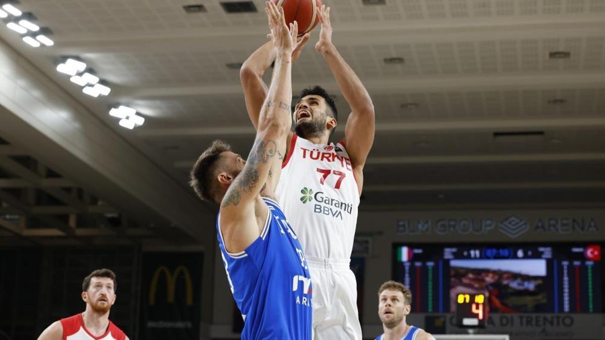 Ömer Faruk Yurtseven Milli Takım tarihine geçti
