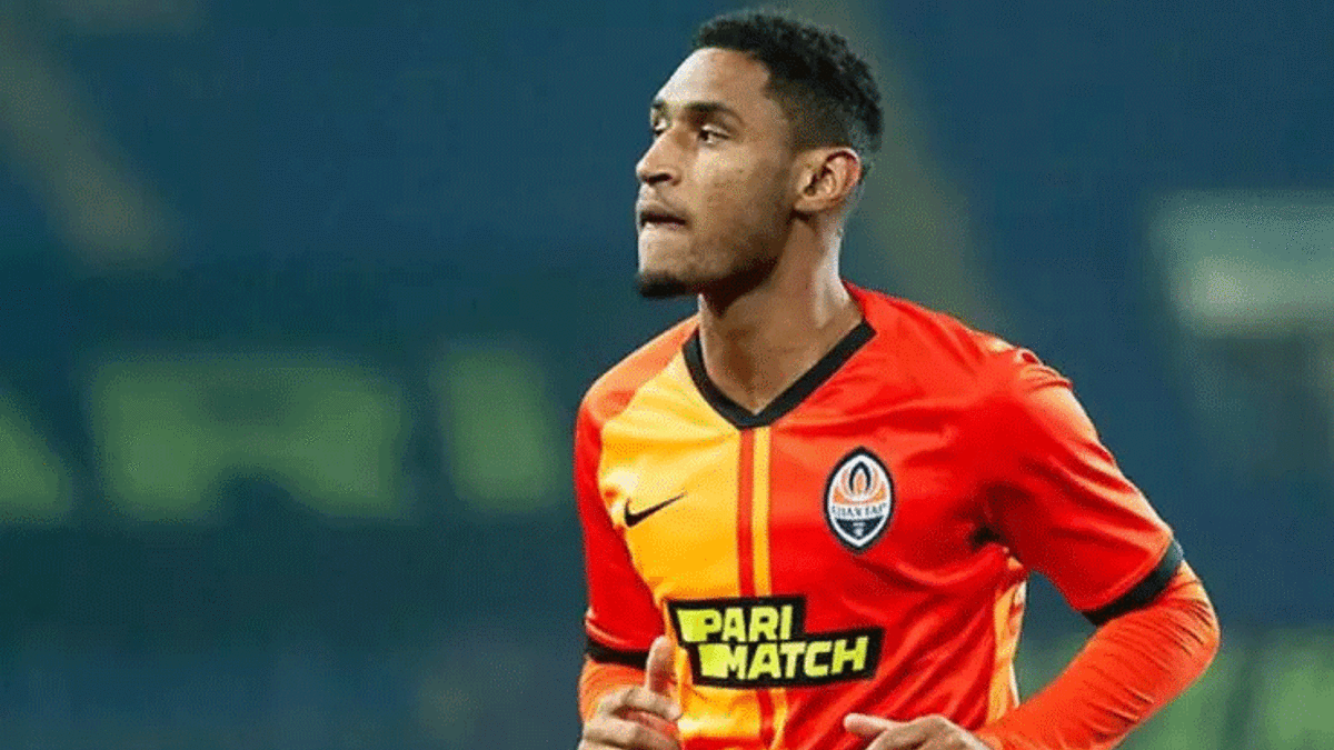 Galatasaray, yıldız futbolcu imzayı attırıyor! Sözleşme detayları belli oldu