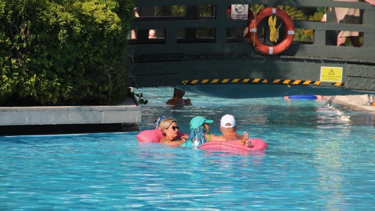 Turizmcilerden turistler için 'kiralık ev' çağrısı: Ciddi oranda etkiliyor
