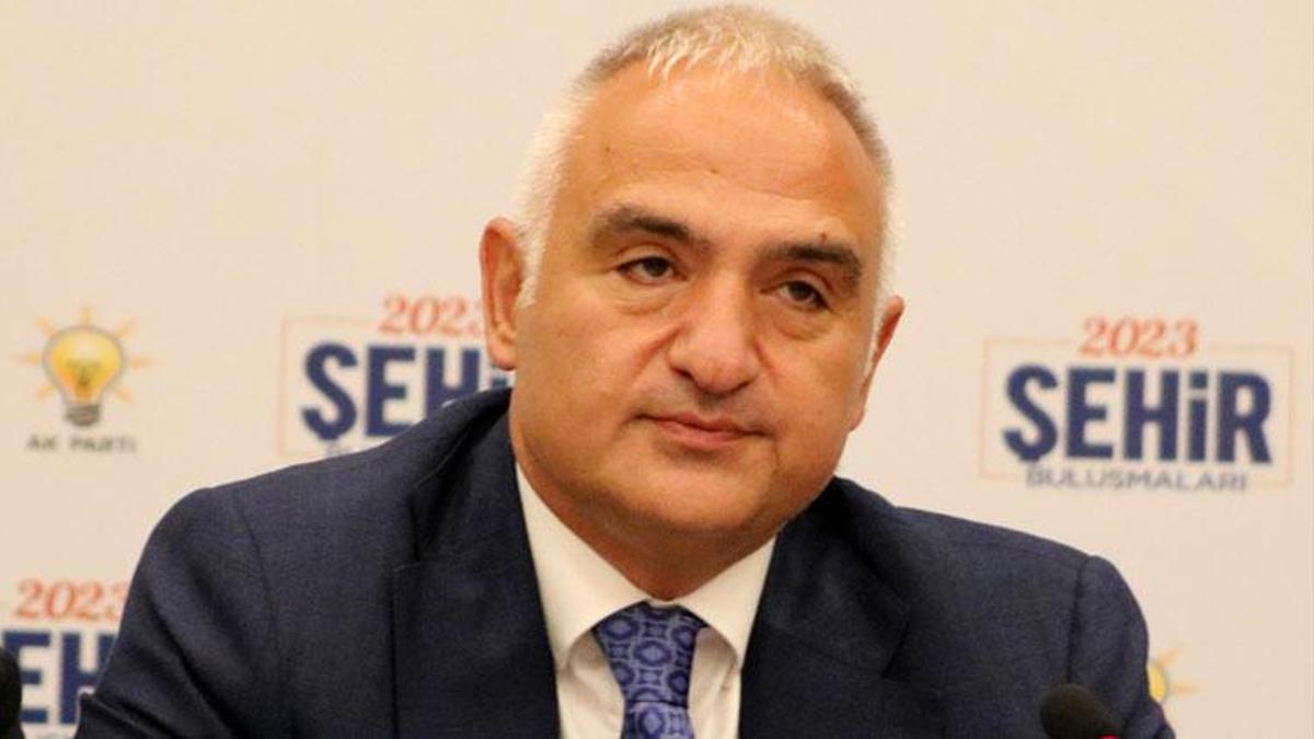 Bakan Mehmet Nuri Ersoy: Tarihi dokuya zarar veren 500'ün üzerinde kaçak yapı yıkıldı