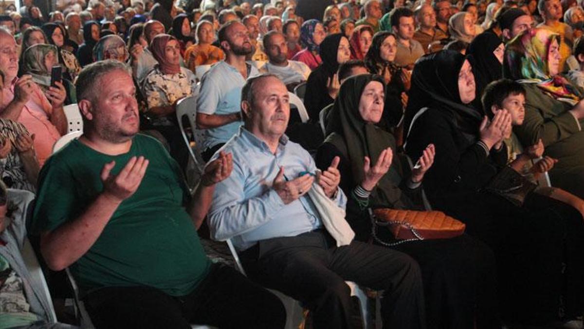 17 Ağustos depreminin 24'üncü yılında anma töreni düzenlendi