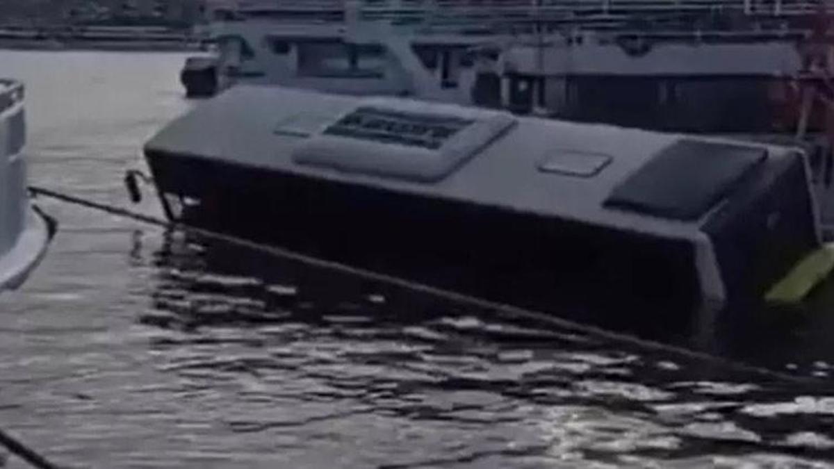 İstanbul'da İETT otobüsü denize düştü
