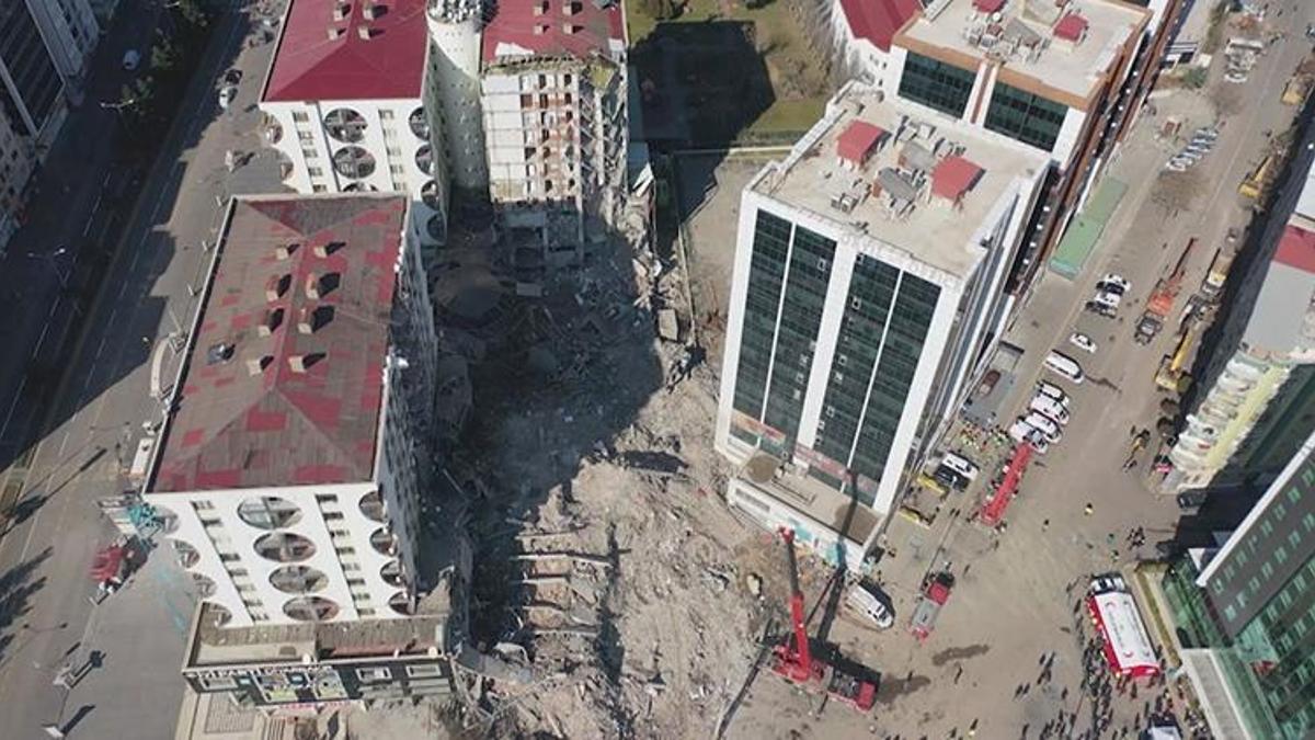 89 kişiye mezar oldu! Galeria Sitesi'nin müteahhitlerine 22 yıl 6'şar aya kadar hapis istemi