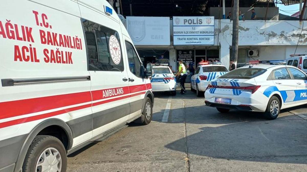 Polis memuru neye uğradığını şaşırdı! Kavgayı ayırırken bıçaklandı