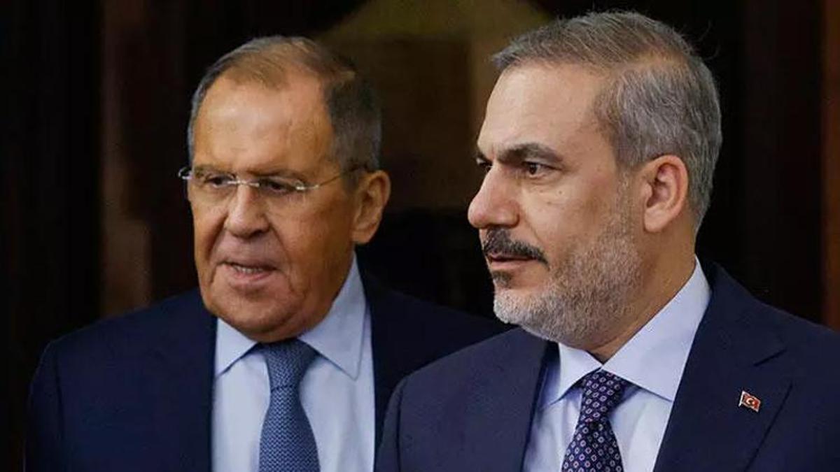 Fidan ve Lavrov'dan tahıl koridoru mesajı