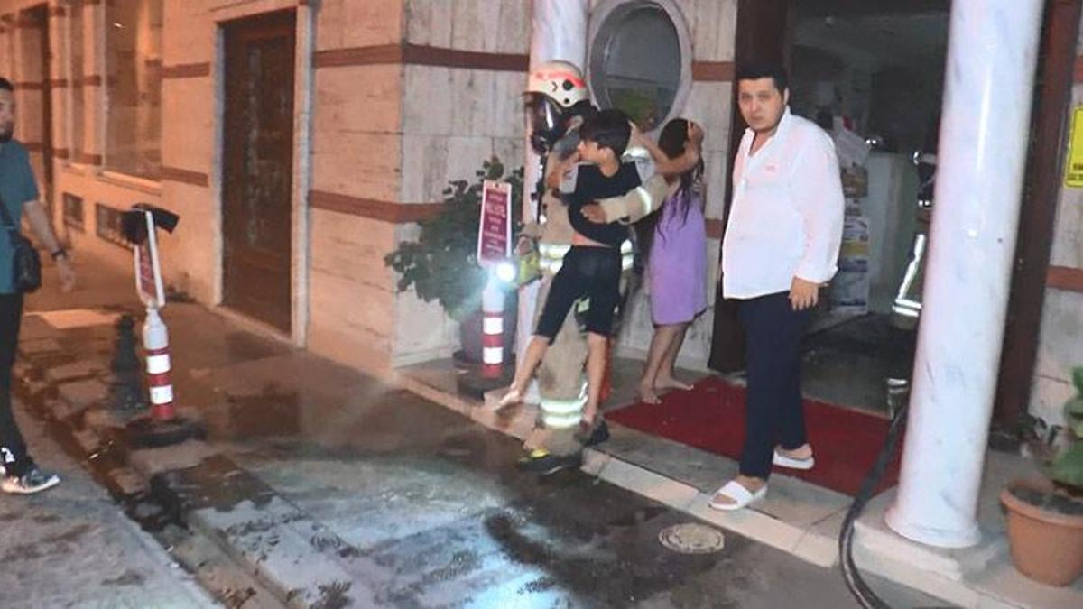 Otelde yangın paniği! Turistler tahliye edildi