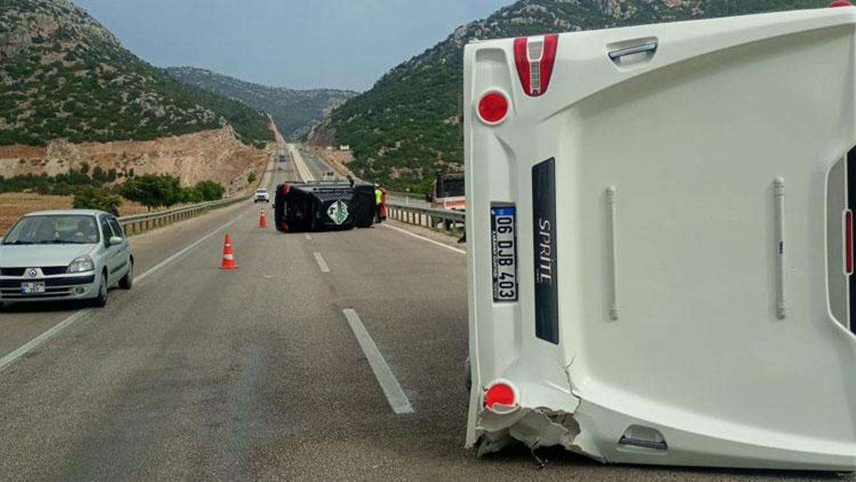 Ünlü sanatçı Sümer Ezgü Antalya'da kaza yaptı! İşte son durumu...