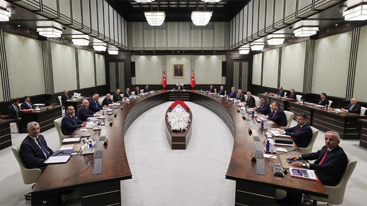Kabine bugün toplanıyor! İşte masadaki konular