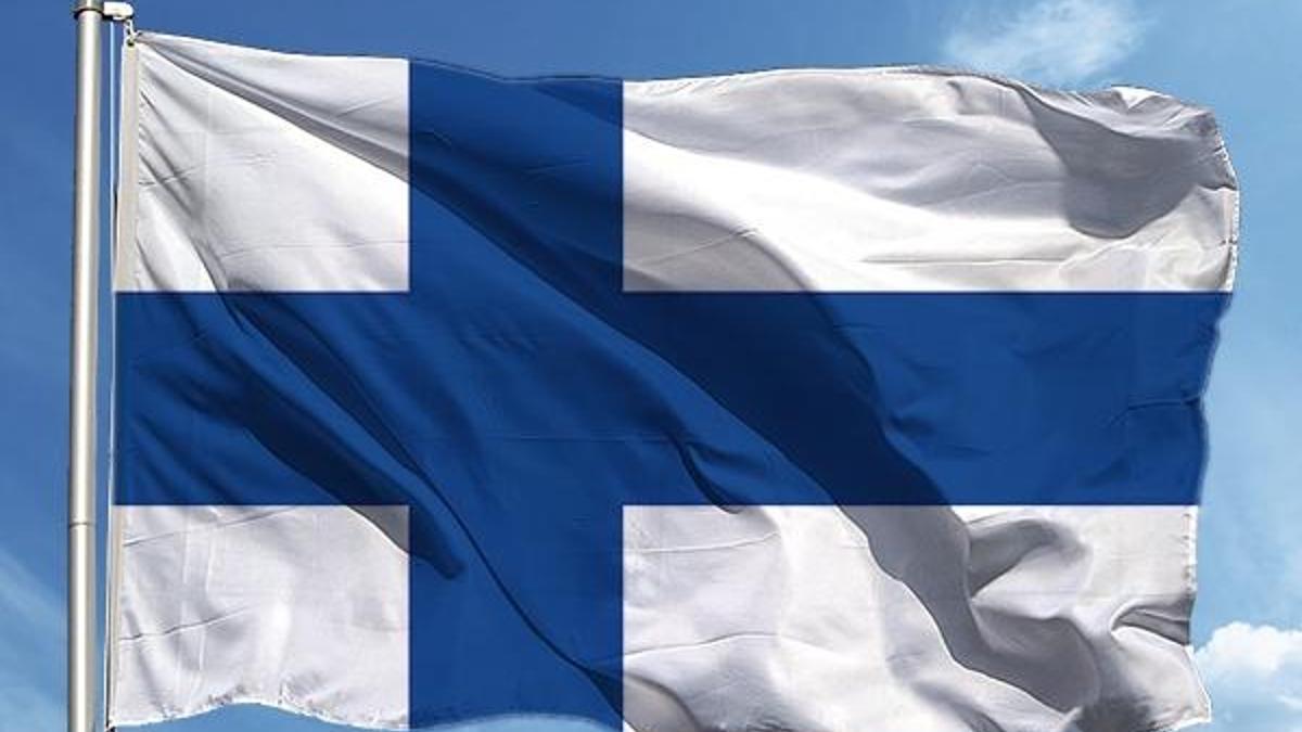 Finlandiya Bayrağı Anlamı Nedir? Finlandiya Bayrağı Nasıl Oluştu, Renkleri Ne Anlama Geliyor?