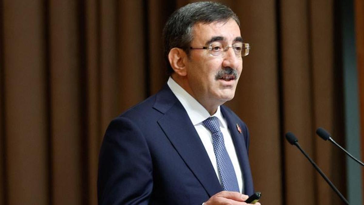 Emekli maaşlarıyla ilgili hükümetten flaş açıklama! Tarih verildi
