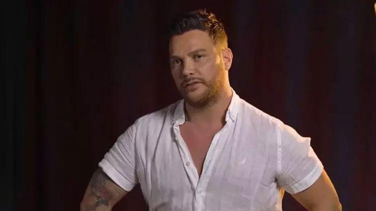 Sinan Akçıl TV programında itiraf etti: Babam 73 yaşındayken tüp bebek yapıp ikizleri oldu