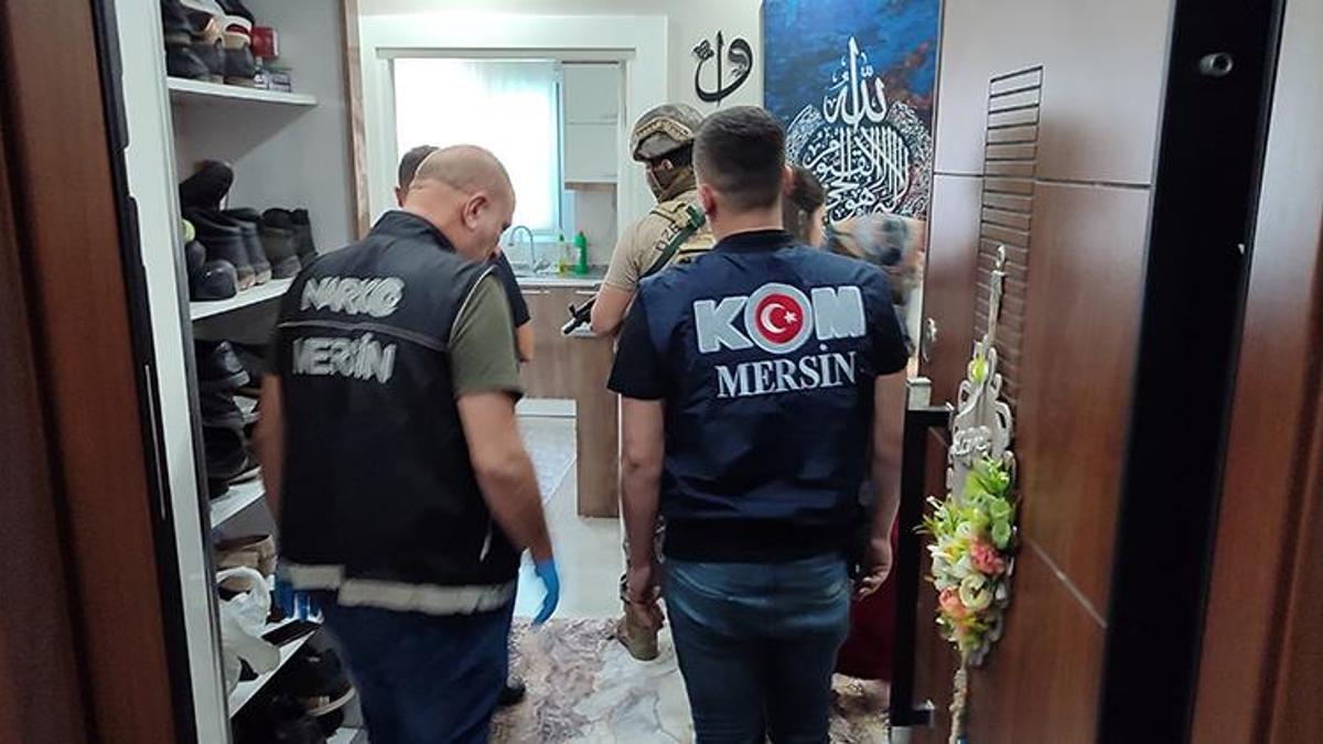 Dublörlü dolandırıcılık! Aralarında memur, avukatlar da var
