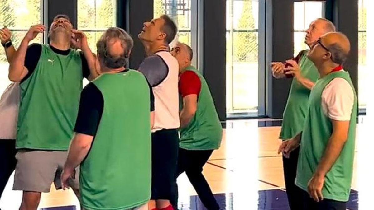 İşte Cumhurbaşkanı Erdoğan’ın basketbol performansı! Hem sahada hem de masada oyun kurucu