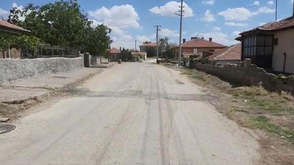 20 günlük bebeğini katleden annenin savcılıktaki ifadesi kan dondurdu: Yere fırlattım evin duvarına çarpıp yere düştü
