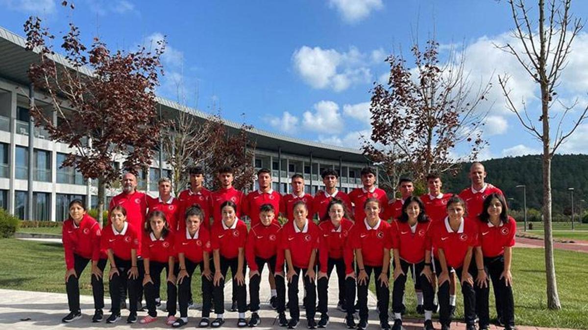 Bakan Bak: Okul sporlarında öğrencilerimiz başarı hikayesi yazacak