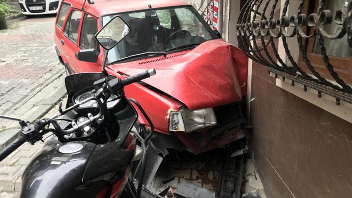 İstanbul’da faciadan dönüldü! Doğal gaz kutusuna saplandı