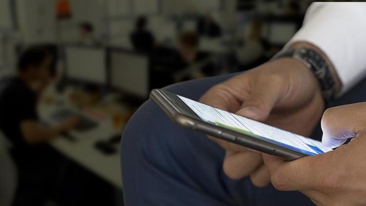 Ofiste cinsel içerikli grup kurdu, hayatının şokunu yaşadı
