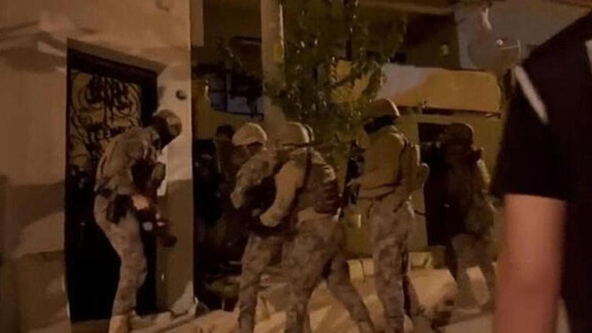 ‘Bayğaralar’ çetesi çökertildi! Bakan Yerlikaya duyurdu