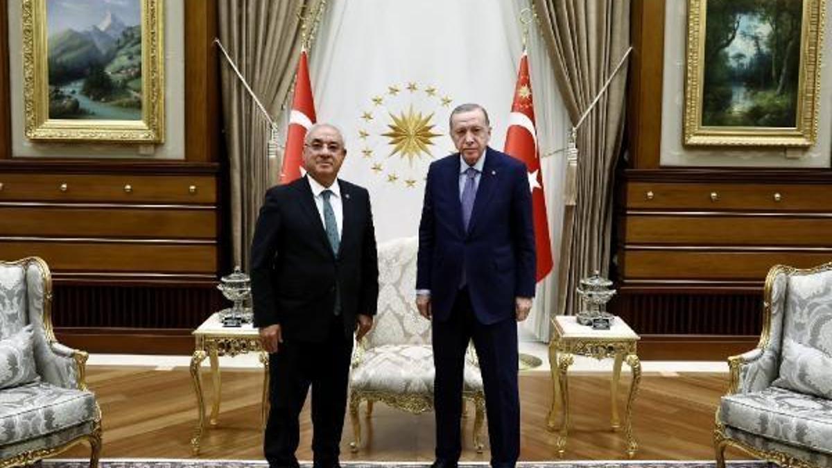 Cumhurbaşkanı Erdoğan, DSP lideri Aksakal ile görüştü