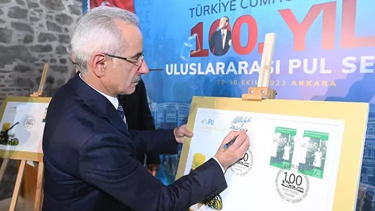 Bakan Uraloğlu açıkladı: PTT'den 100'üncü yıl pulları