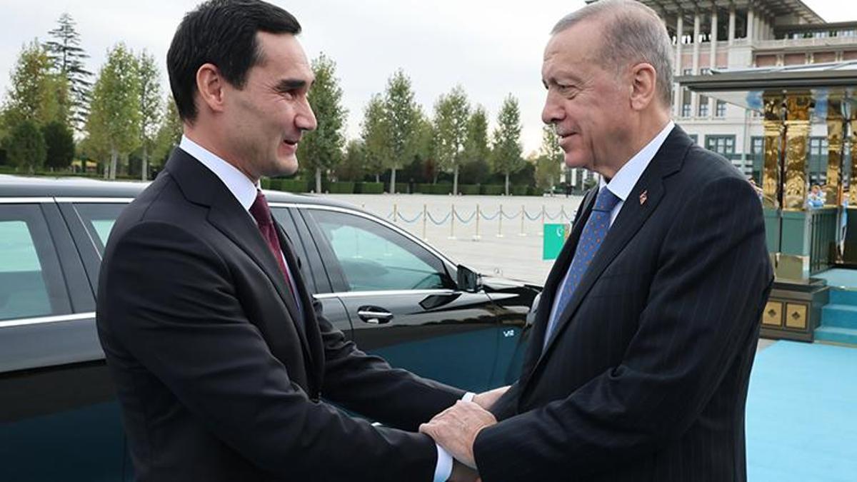 Türkmenistan Başkanı Ankara'da! Erdoğan resmi törenle karşıladı