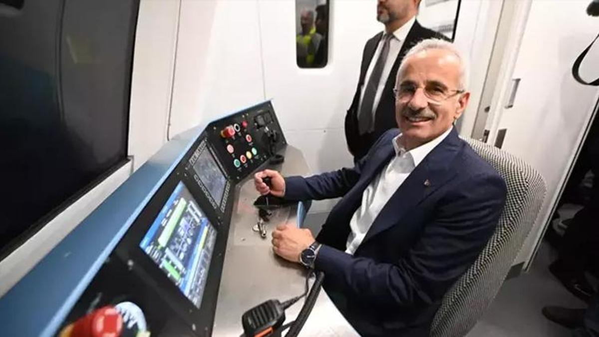 Marmaray 10 yaşında! Bakan Uraloğlu: 29 Ekim'de ücretsiz olacak