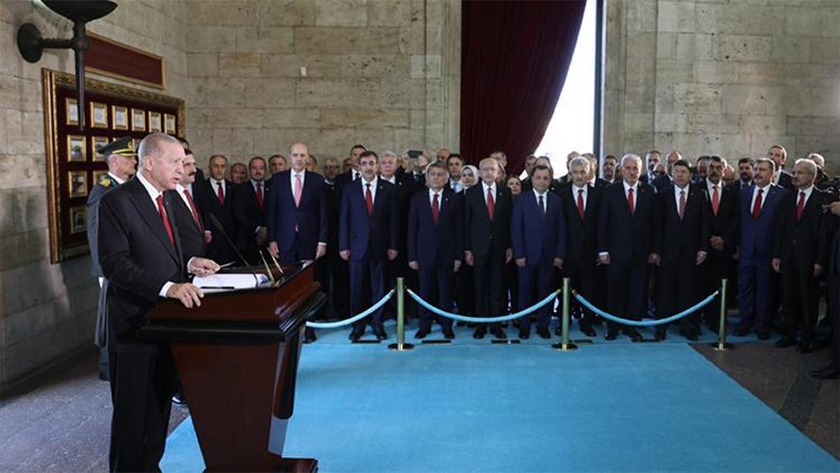 Türkiye Cumhuriyeti 100 yaşında! Cumhurbaşkanı Erdoğan'dan Anıtkabir'de 100. yıl mesajı