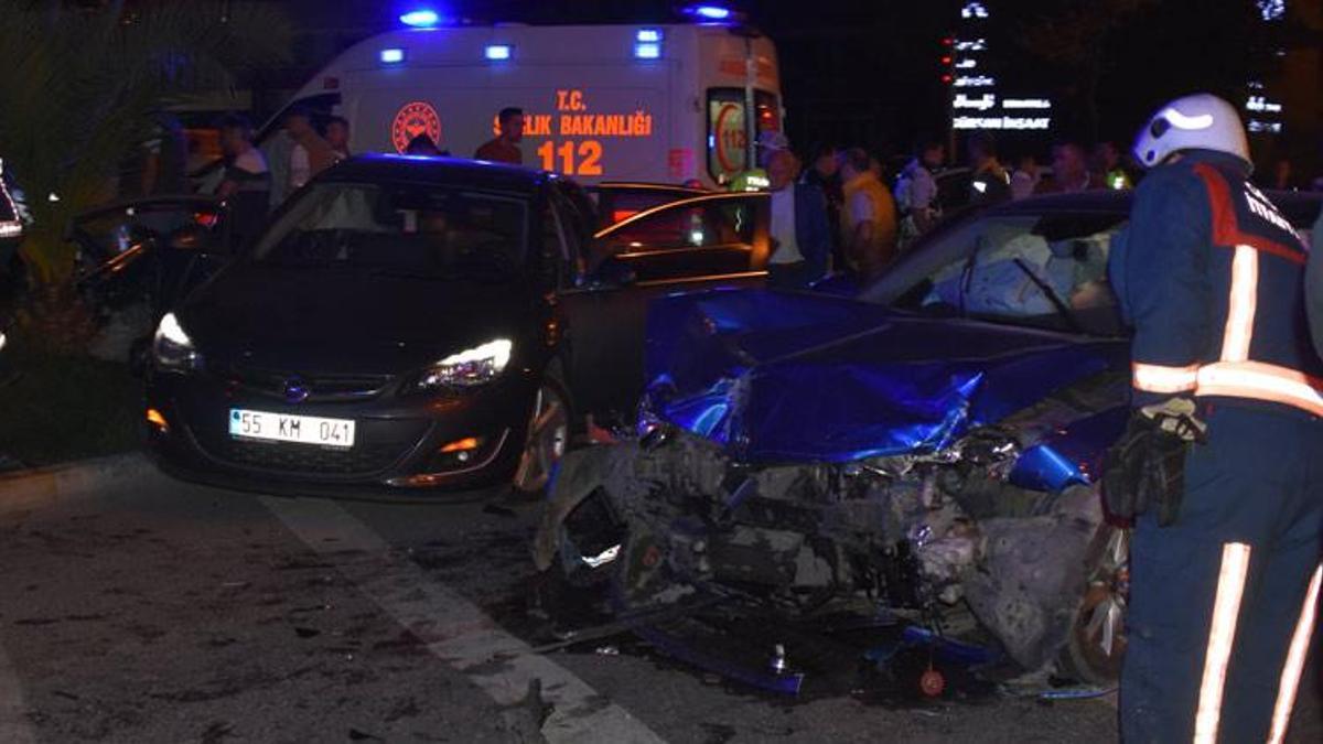Alkollü sürücünün otomobili, ışık ihlali yapan araca çarptı! Çok sayıda ölü ve yaralı var