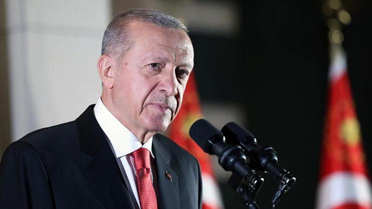 Cumhurbaşkanı Erdoğan'dan 100. yıl mesajı: Türkiye Cumhuriyeti'nin önüne kimse geçemeyecektir