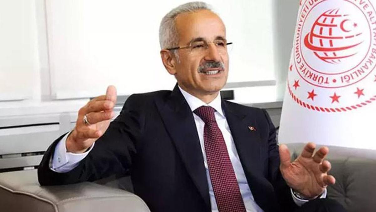 Halkalı-İstanbul Havalimanı Metrosu açılış tarihi belli oldu! Bakan Uraloğlu duyurdu