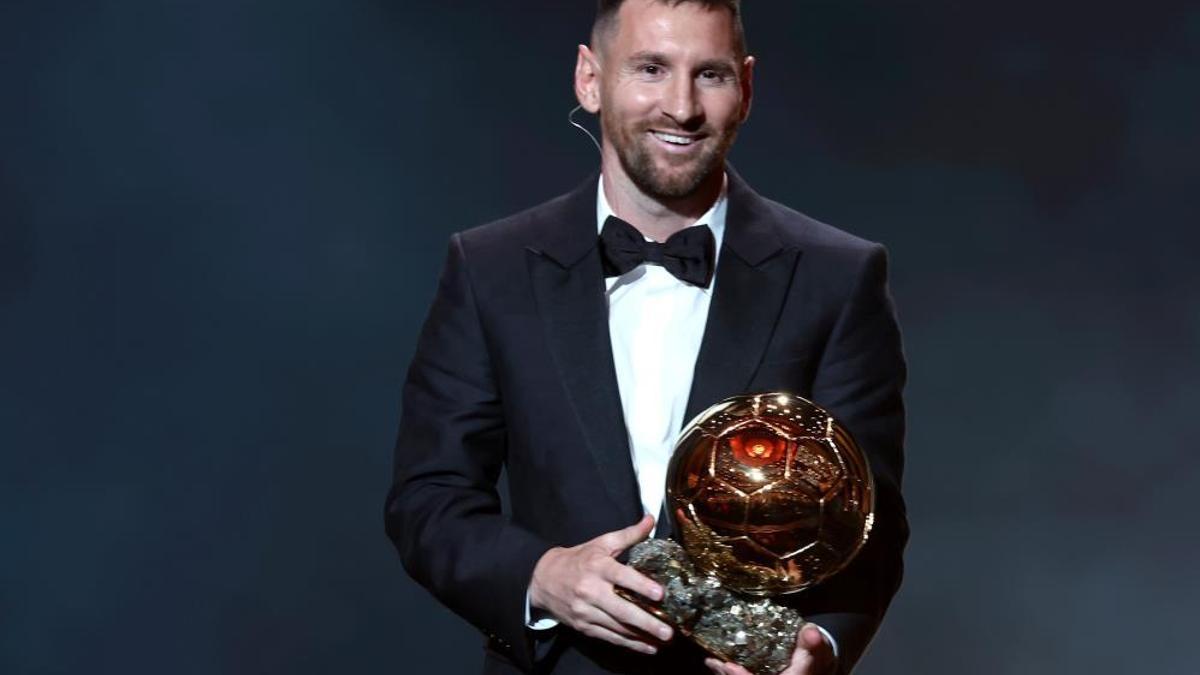 Yılın en iyi oyuncusu Lionel Messi