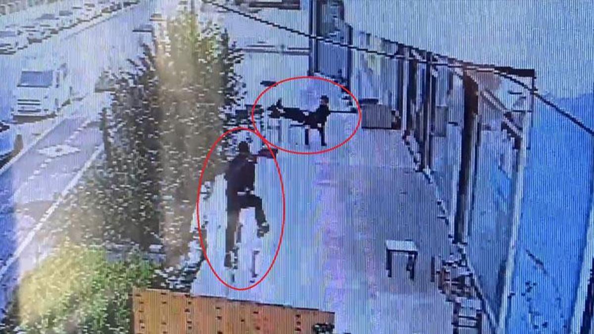 İş yerinin önünde galericiye kanlı infaz! Dehşete düşüren o anlar kameraya yansıdı...