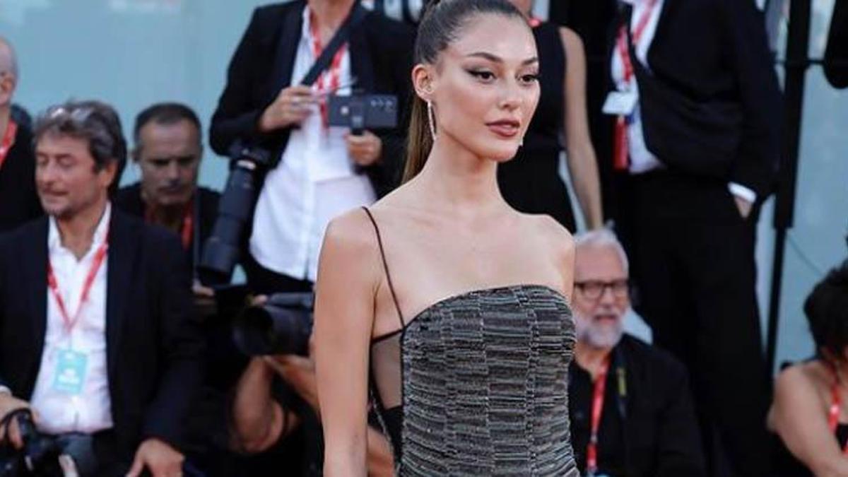 Dilan Çiçek Deniz'in tarzındaki anahtar dikkat çekti!