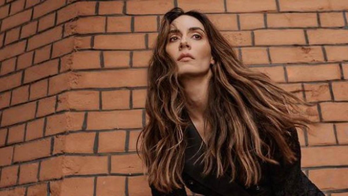 Melisa Sözen saçlarını kısacık kestirdi!