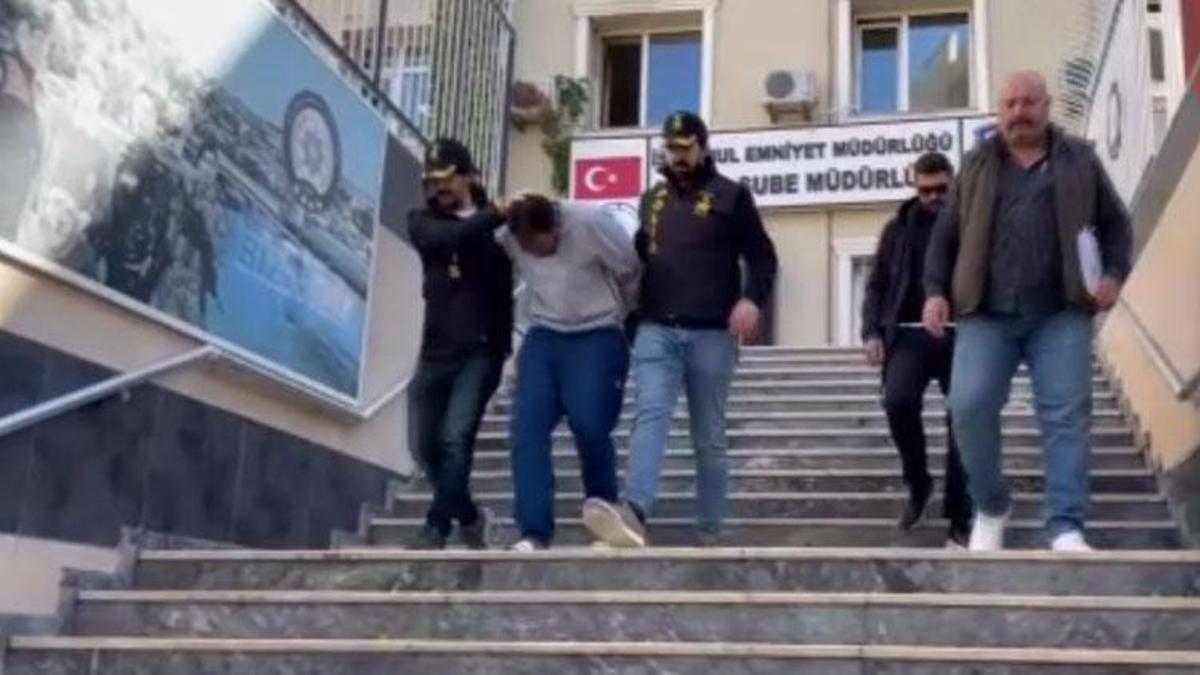 Eşini otel odasında 41 tornavida darbesiyle öldürdü