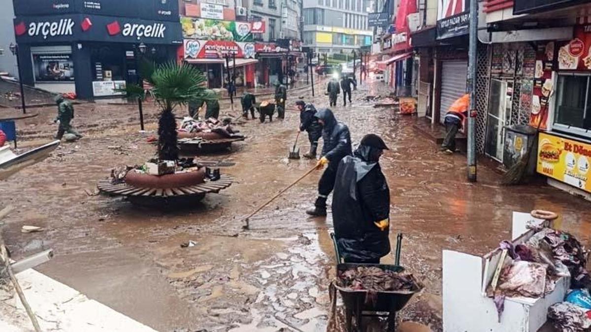 Afet bölgesi ilan edilirse ne olur? Afet bölgesi ne demek, bir yer afet bölgesi ilan edilince ne oluyor?